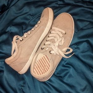 täōs Grey Sneakers taos size 10.5